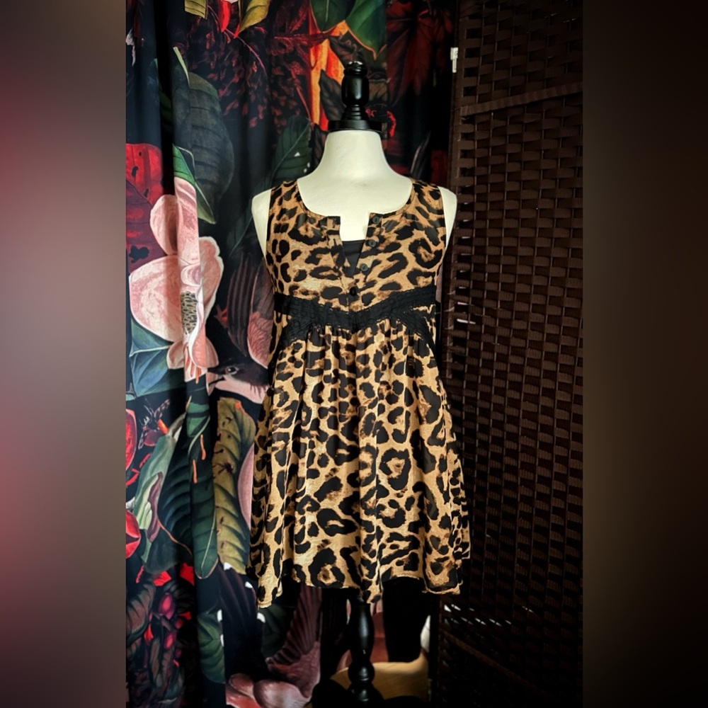 Express Sheer Leopard Print Tunic Top